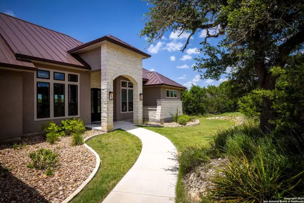 1471 Redcloud Peak, Canyon Lake, TX 78133