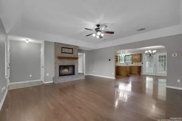 2277 Abbey, New Braunfels, TX 78130