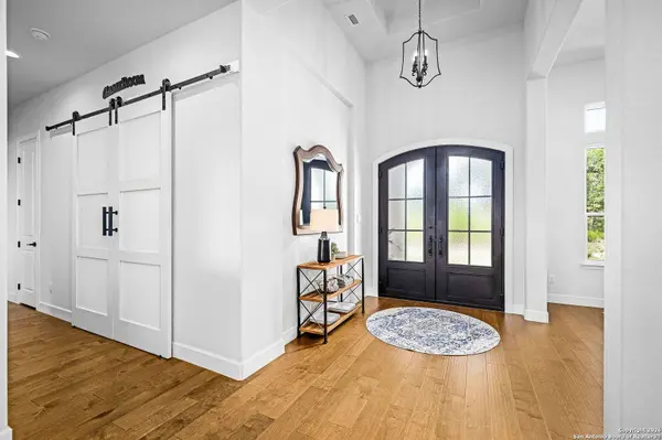 1471 Redcloud Peak, Canyon Lake, TX 78133