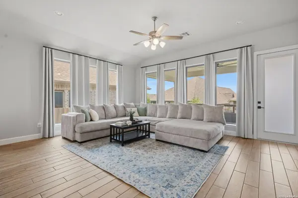 1838 Luna, New Braunfels, TX 78132