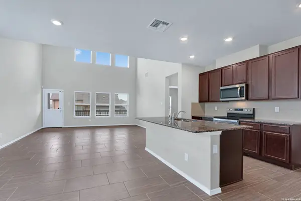 3644 SPACE CLOUD DR, New Braunfels, TX 78130
