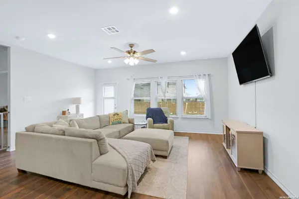 219 PEBBLE CREEK RUN, New Braunfels, TX 78130