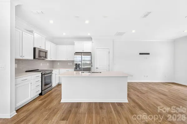 1814 Saint Louis ALY NW, Concord, NC 28027