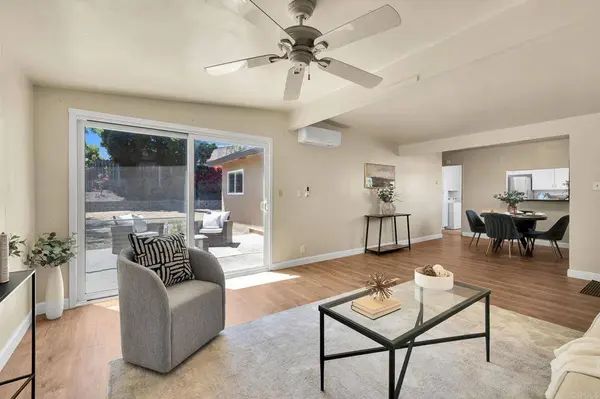 4560 Derrick DR, San Diego, CA 92117