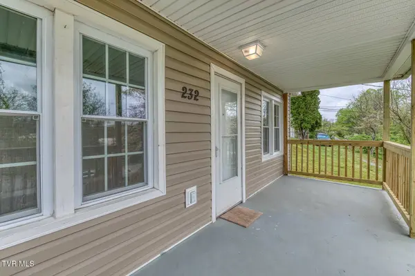 232 Emmett RD, Bristol, TN 37620