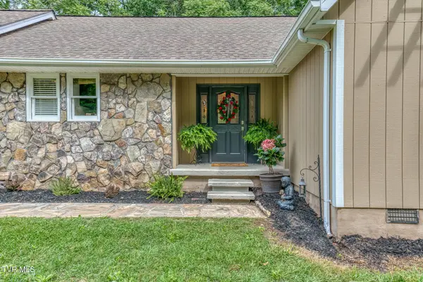 128 Tanner DR, Elizabethton, TN 37643