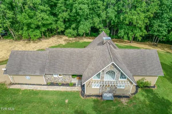 128 Tanner DR, Elizabethton, TN 37643