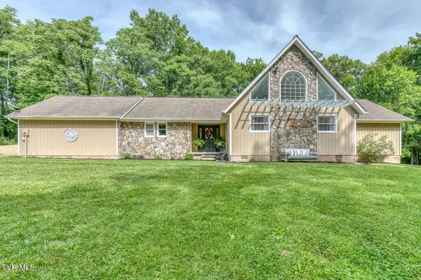 128 Tanner DR, Elizabethton, TN 37643