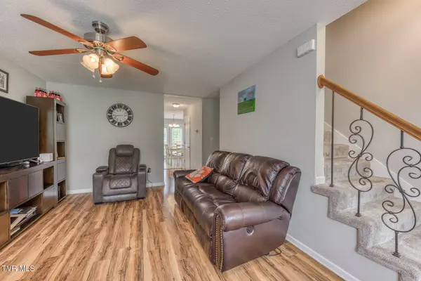 184 Amanda LN, Bristol, TN 37620