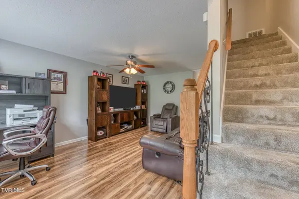 184 Amanda LN, Bristol, TN 37620