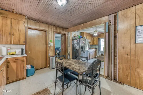 880 Highway 44, Bristol, TN 37620