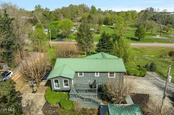 524 Mountain View DR, Piney Flats, TN 37686
