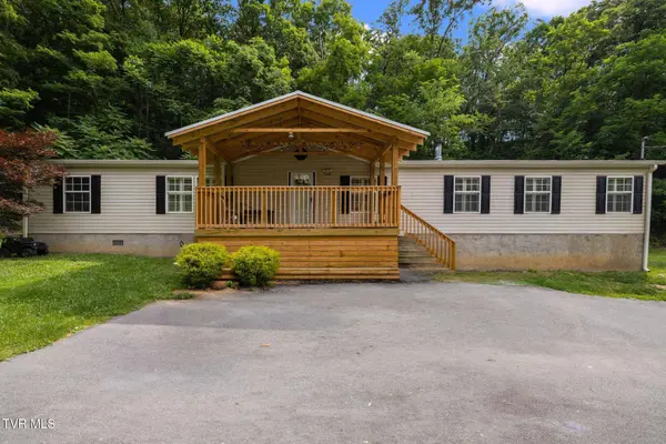 1207 Cedar ST, Bristol, TN 37620