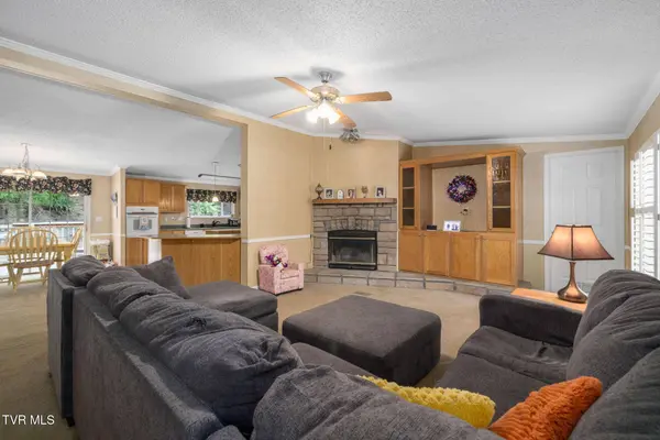 1207 Cedar ST, Bristol, TN 37620