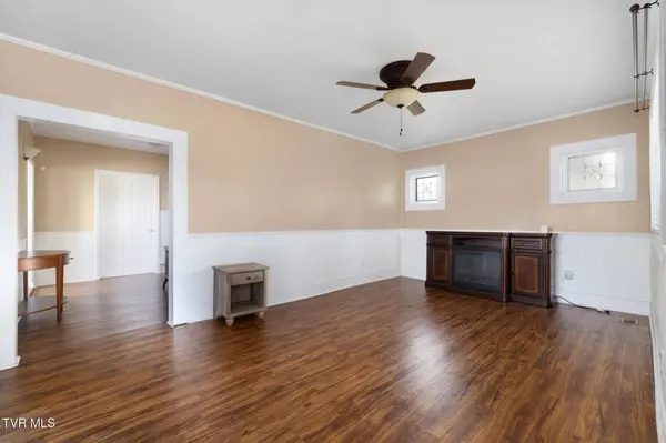 3500 Bloomingdale RD, Kingsport, TN 37660