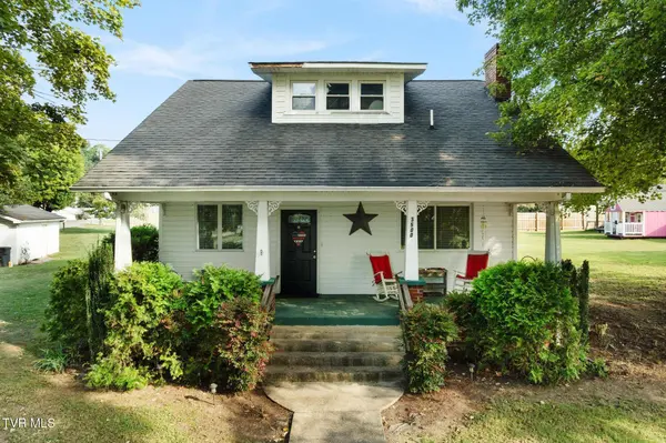 3500 Bloomingdale RD