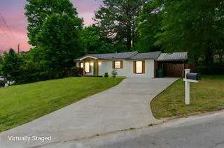 2804 HALL DR SE, Smyrna, GA 30082