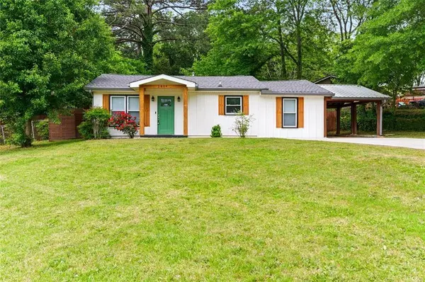 2804 HALL DR SE, Smyrna, GA 30082