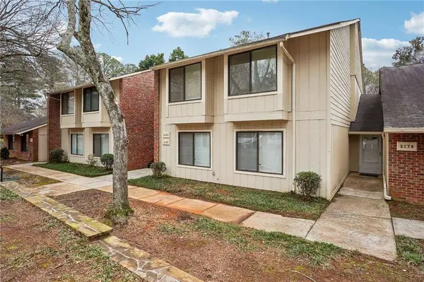 2183 Palmyra DR SE, Marietta, GA 30067