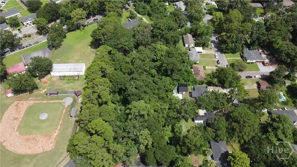 4903 LaRoche AVE, Savannah, GA 31404