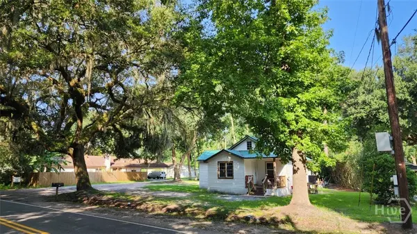 8621 Ferguson AVE, Savannah, GA 31406