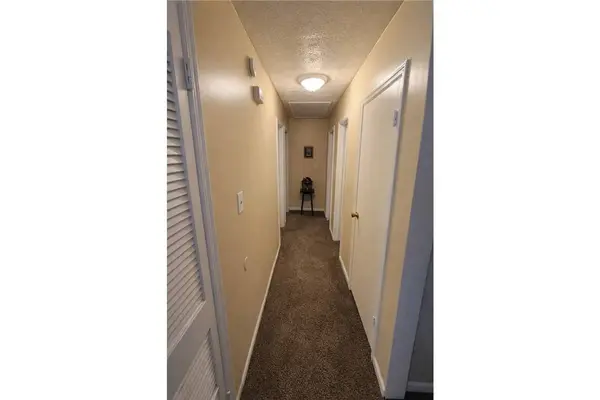 231 Holiday CIR, Savannah, GA 31419