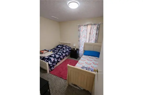 231 Holiday CIR, Savannah, GA 31419