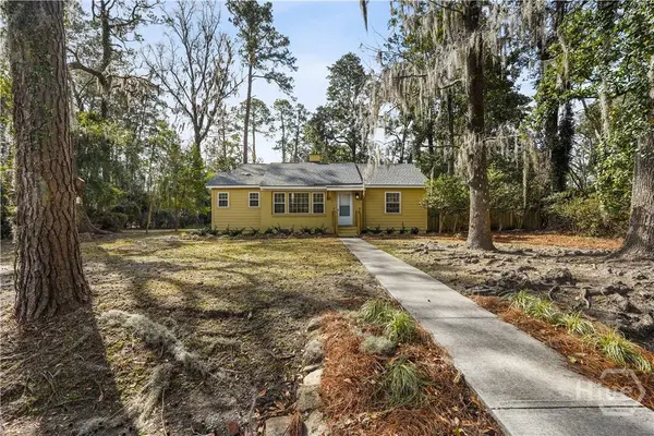 21 Noble Glen DR, Savannah, GA 31406