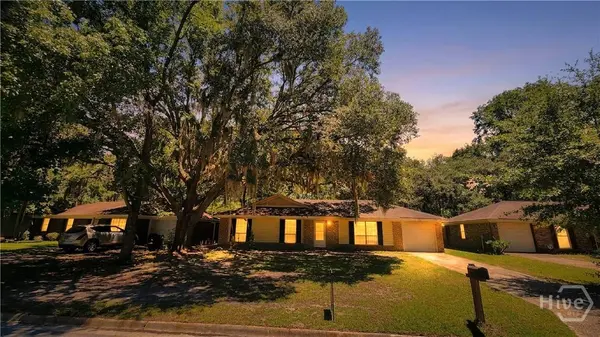 122 Westminister DR, Savannah, GA 31419