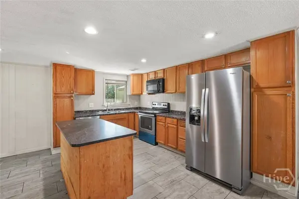 505 Bush RD, Savannah, GA 31419