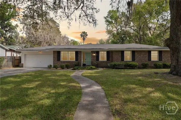 32 Romney PL