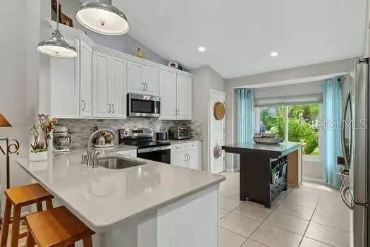 824 THOUSAND OAKS BLVD, Davenport, FL 33896