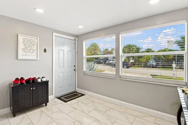 1217 W 32nd ST, Riviera Beach, FL 33404