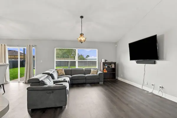 1734 SW Capehart AVE, Port St Lucie, FL 34953