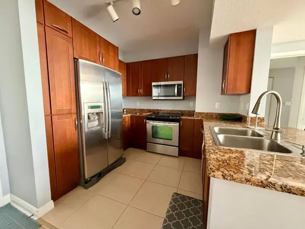 450 N Federal HWY #1114, Boynton Beach, FL 33435