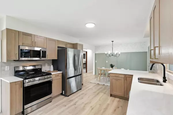 8429 Grange BLVD, Cottage Grove, MN 55016