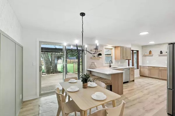 8429 Grange BLVD, Cottage Grove, MN 55016