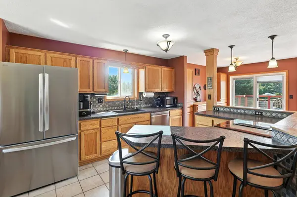 9672 Hale AVE S, Cottage Grove, MN 55016