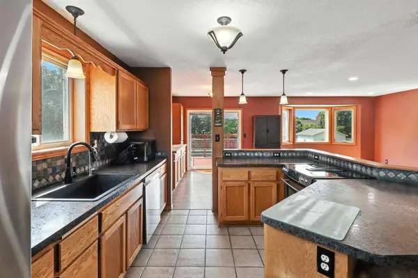 9672 Hale AVE S, Cottage Grove, MN 55016