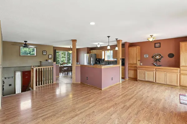 9672 Hale AVE S, Cottage Grove, MN 55016