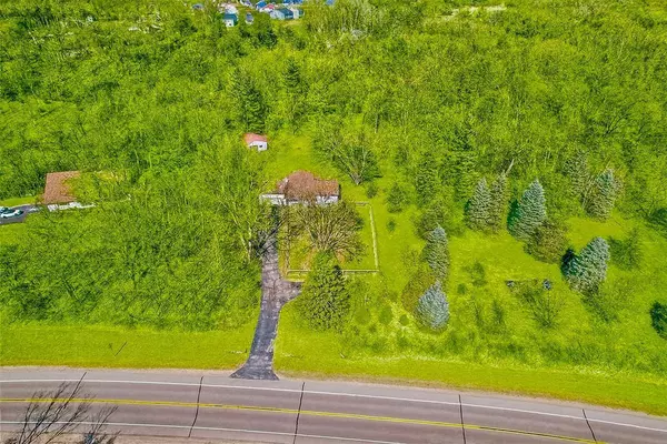 W12798 State Road 35, Oak Grove Twp, WI 54021