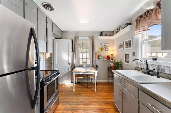 925 S Prairie ST, Lake City, MN 55041