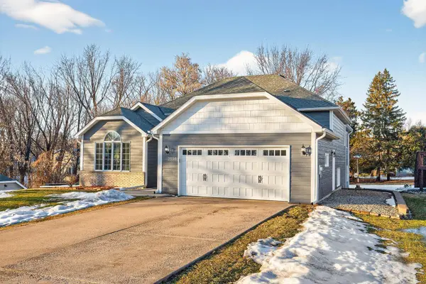 2539 Highwood AVE E, Saint Paul, MN 55119