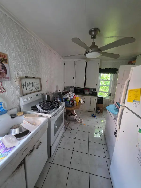 1110 N 8th AVE E, Duluth, MN 55805
