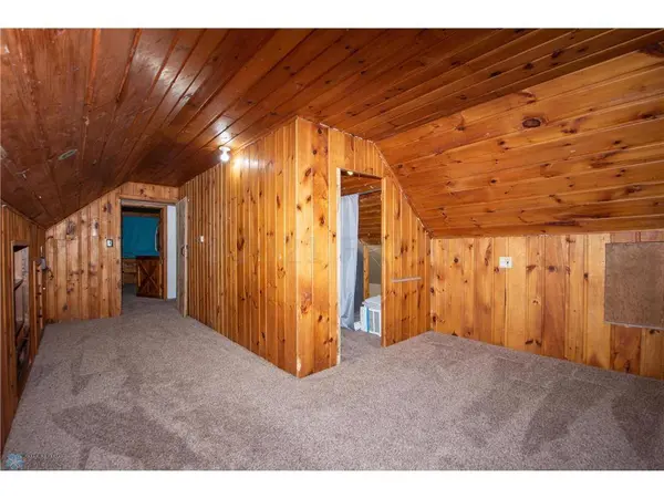 114 1st AVE NW, Rothsay, MN 56579