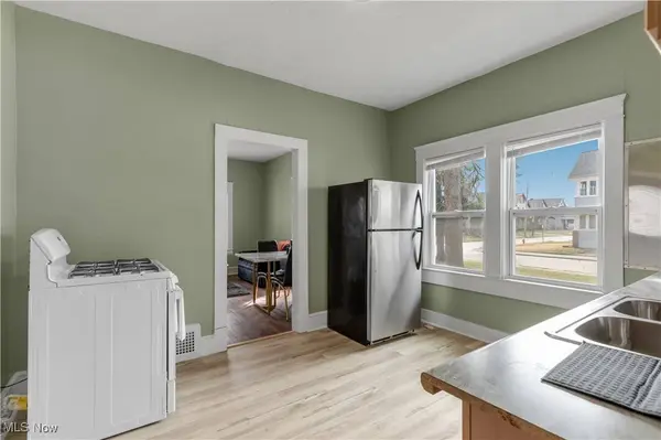 1238 E 169th ST, Cleveland, OH 44110