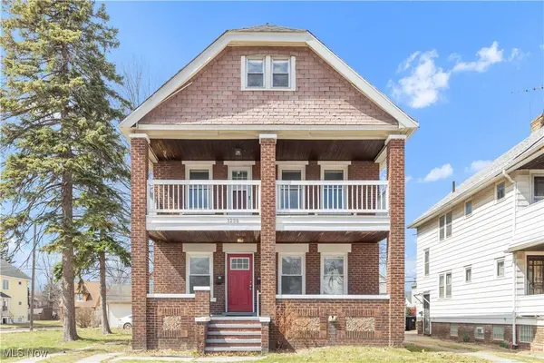 1238 E 169th ST, Cleveland, OH 44110