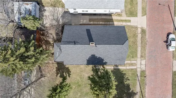 1238 E 169th ST, Cleveland, OH 44110