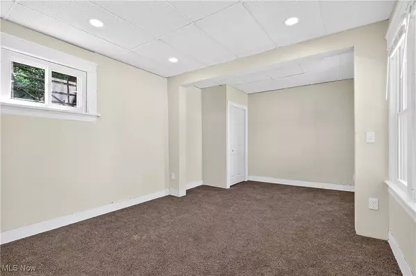 3001 E 128th ST, Cleveland, OH 44120