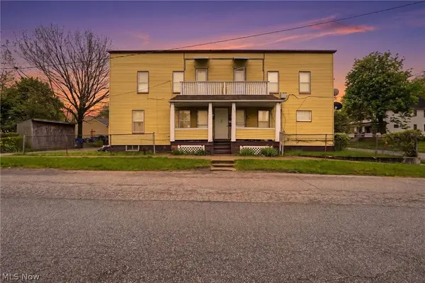 689 Midland AVE, Cleveland, OH 44110